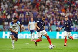 这一历史性 这一历史性